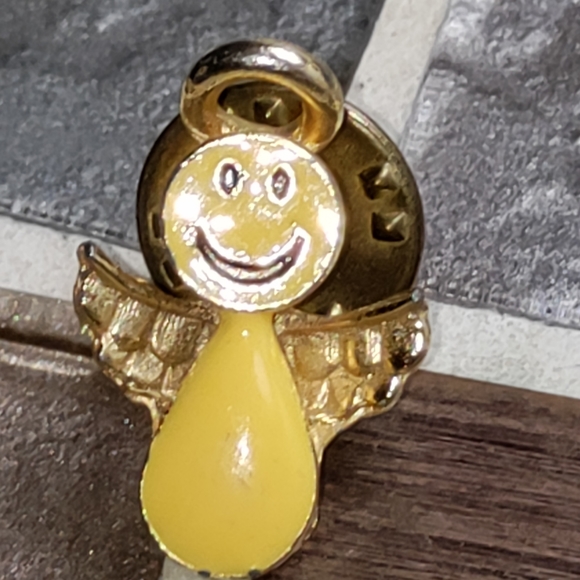 Unique Smiley Angel pin-Ballou Reg'd - Picture 2 of 8